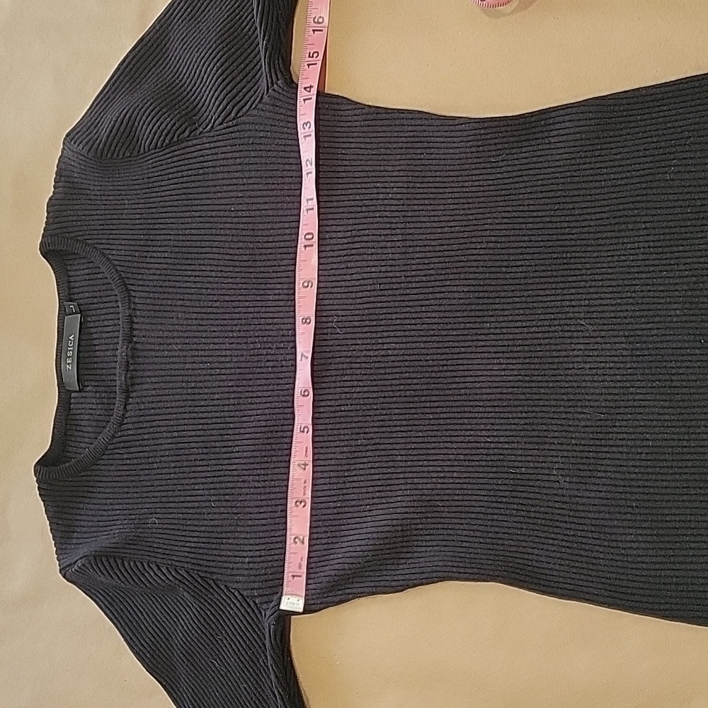 Zesica Size L Black Ribbed Stretchy Short Sleeve Knit Sweater, Exc. Used Cond. - Picture 6 of 11